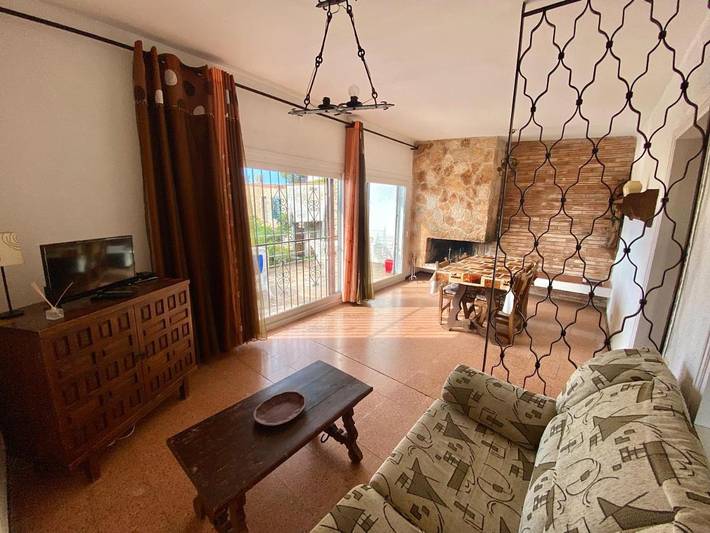 Casa rural para 3 personas, con terraza, Se admiten mascotas en Lloret de Mar - 4
