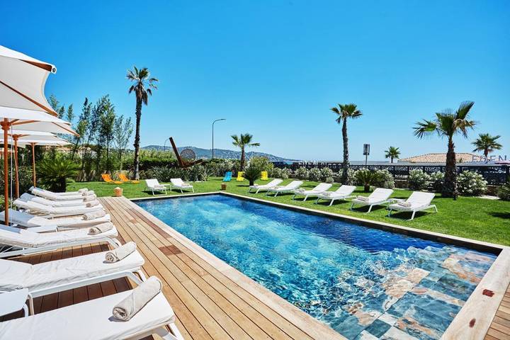 Hôtel pour 2 personnes, avec vue ainsi que jardin et piscine