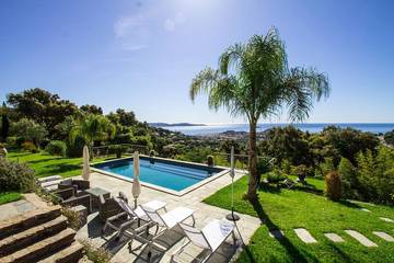 Villa pour 8 personnes, avec jardin à Cavalaire-sur-Mer