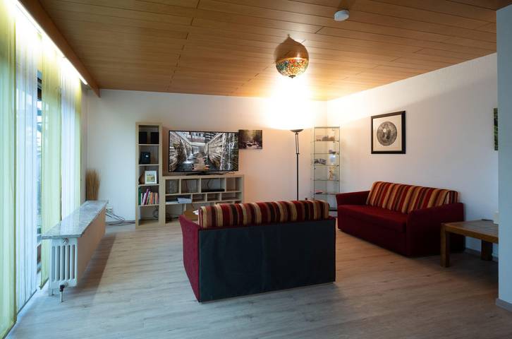 Ganze Ferienwohnung, Ferienhaus,Bad,Wc u. Wanne,4 Schlafräume in Wiebelskirchen, Neunkirchen