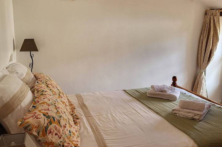 Location de vacances pour 7 personnes, avec piscine et jardin à Les Verchers-sur-Layon - 4