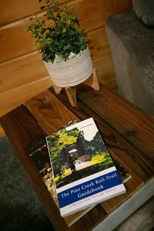 Pine Ridge Cabin: an all-seasons Wellsboro getaway in Tioga County