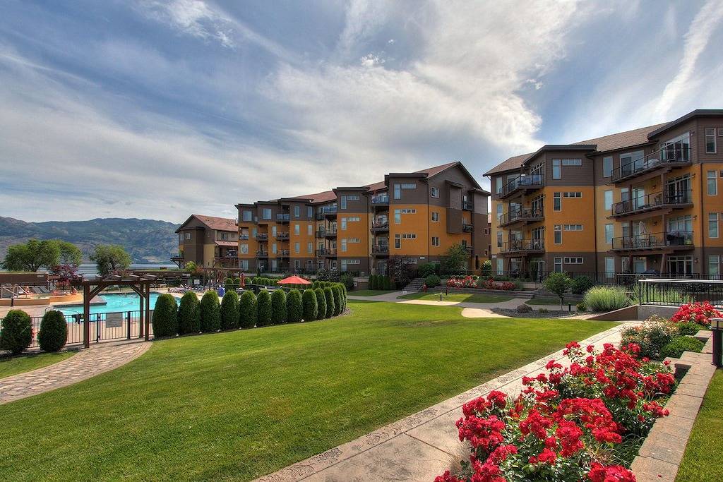 Ganze Wohnung, Luxuriöse Penthouse Suite am Strand im Barona Beach Resort! in West Kelowna, Crystal Mountain