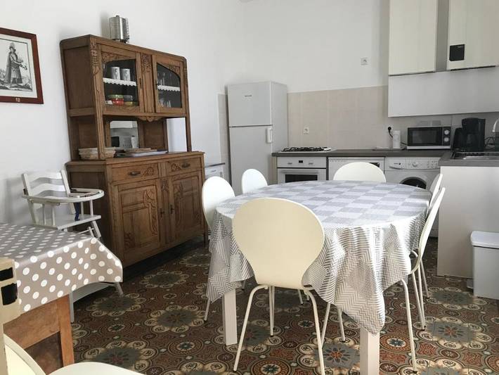 Location de vacances pour 6 personnes, avec jardin et terrasse à Ligny-le-Châtel - 4