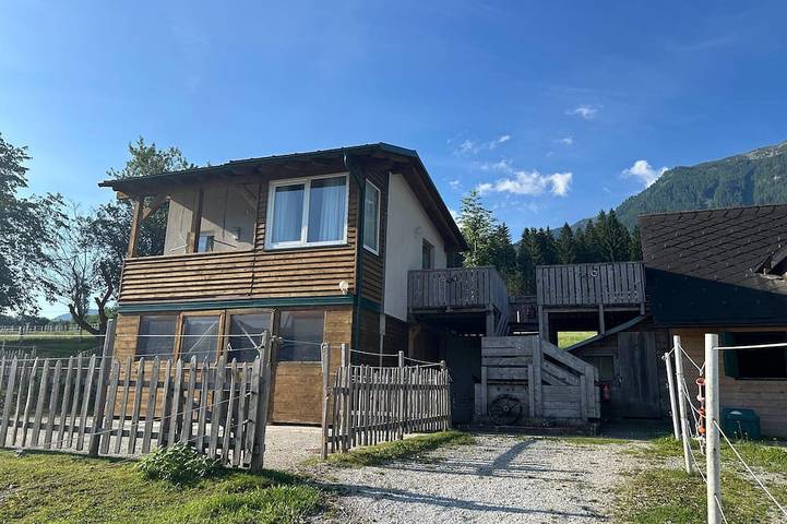 Ferienhaus für 4 Personen, mit Balkon und Garten, mit Haustier