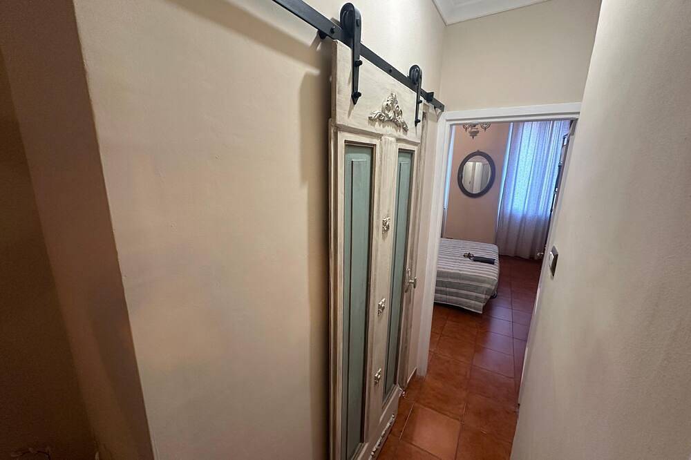 Entire apartment, Antica Residenza del Corso Viterbo apartment Guglielmo Marconi. in Viterbo, Viterbo Province