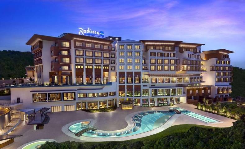Hotel para 3 pessoas, com sauna e jardim e ainda piscina and vista em Turquia