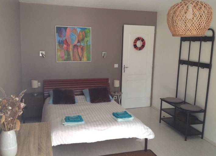 Location de vacances pour 2 personnes, avec jardin dans Le Rialet