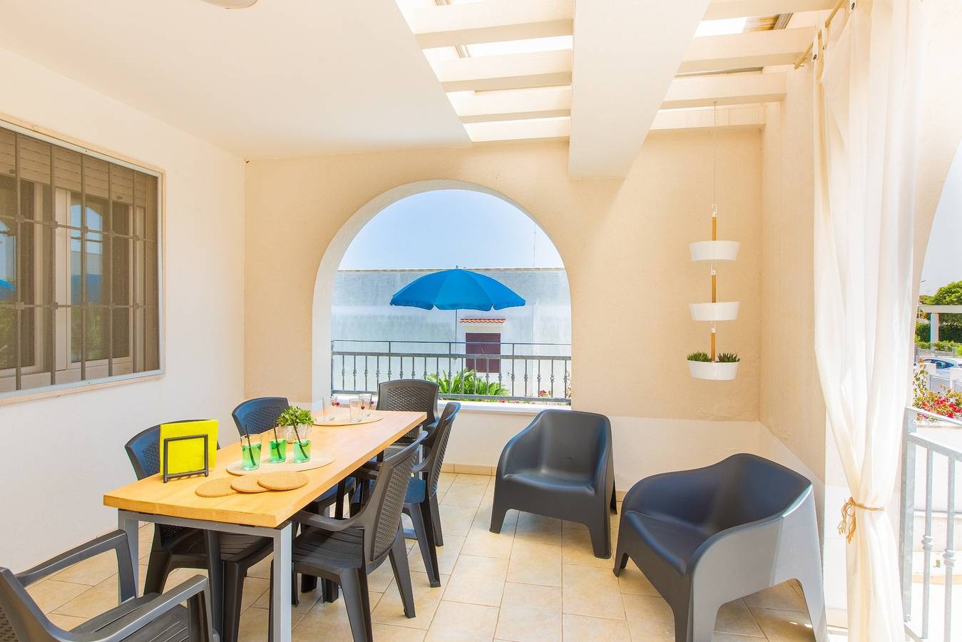 Appartamento intero, Appartamento vacanze per 4 persone con terrazza in Pantanagianni, Torre Santa Sabina