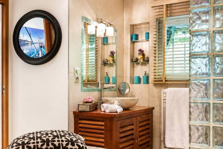 Solenzia St-Tropez : luxueux appartement à deux pas de Tahiti Beach in Ramatuelle, Côte méditerranéenne (France)