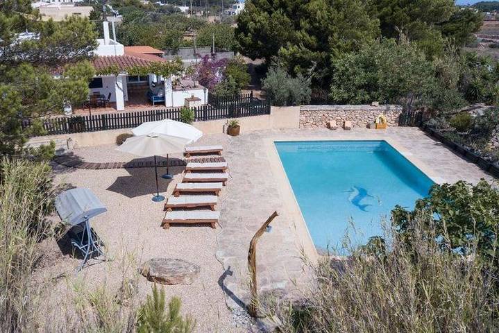 Casa rural para 6 personas, con vistas además de jardín y piscina, Familias con niños en El Pilar de la Mola - 3