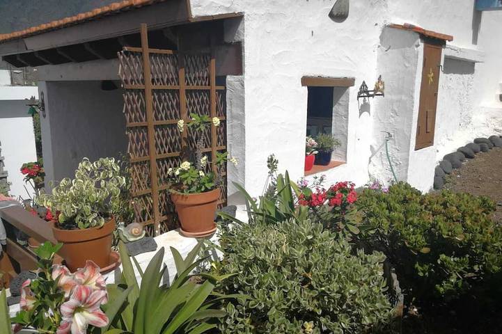 Schönes Landhaus mit Terrasse, Meer- und Bergblick in Las Toscas, Frontera