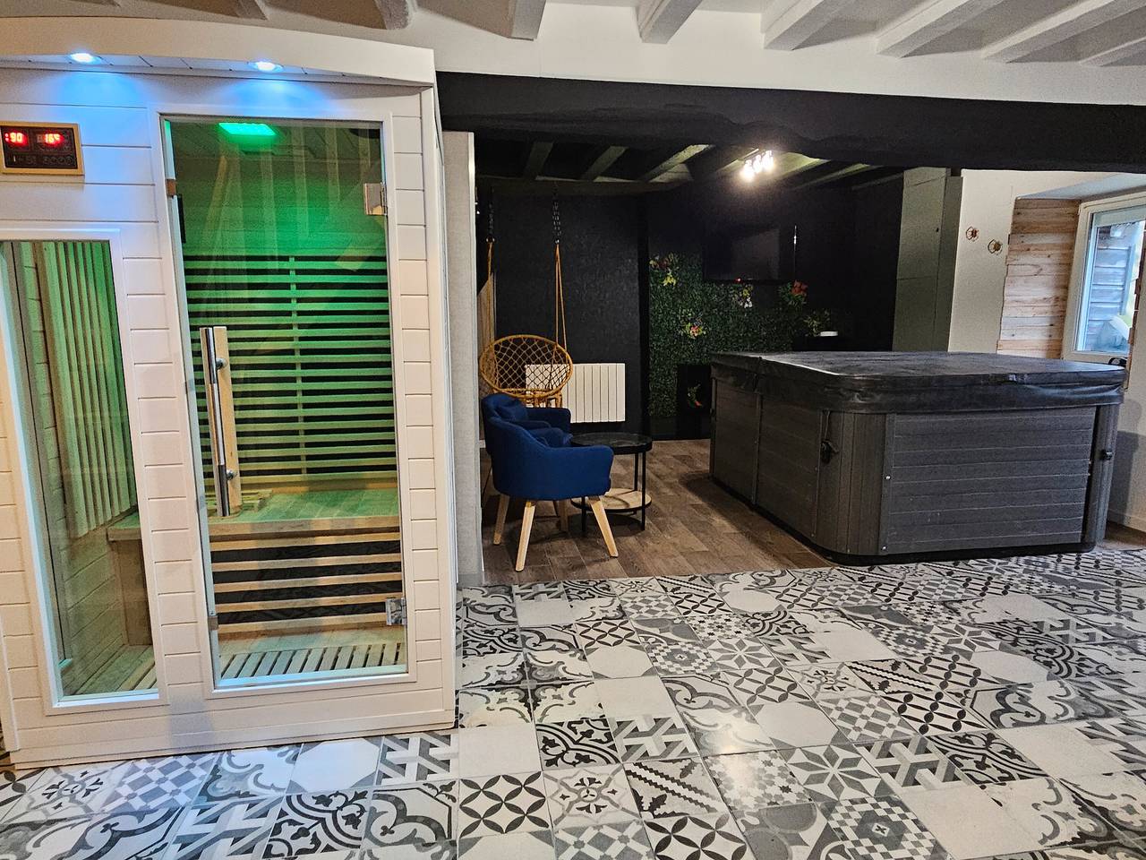 Ferienhaus 'So'spa' mit privater Terrasse und privatem Garten in Loiron, Loiron-Ruillé