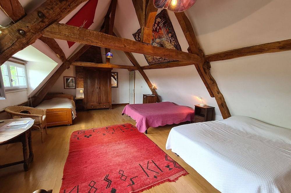 Grande chambre calme avec vue, wifi et parking - Le Pêchereau in Le Pêchereau, Région de Châteauroux