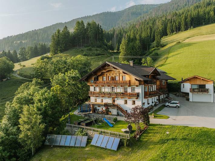 Bauernhaus für 4 Personen, mit Terrasse und Ausblick sowie Garten - 1