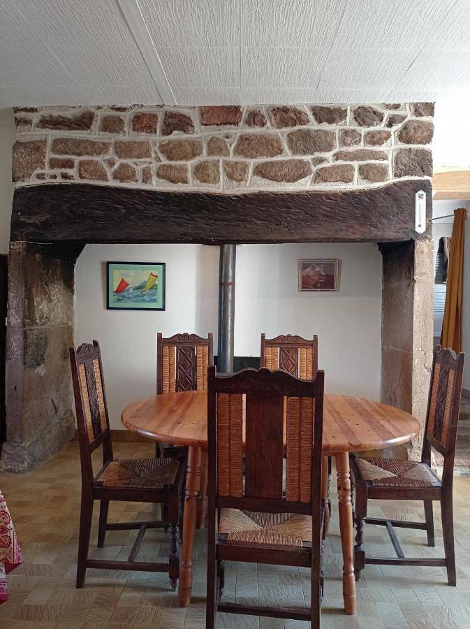 Gîte pour 5 personnes, avec vue et jardin à Saint-Bazile-de-Meyssac