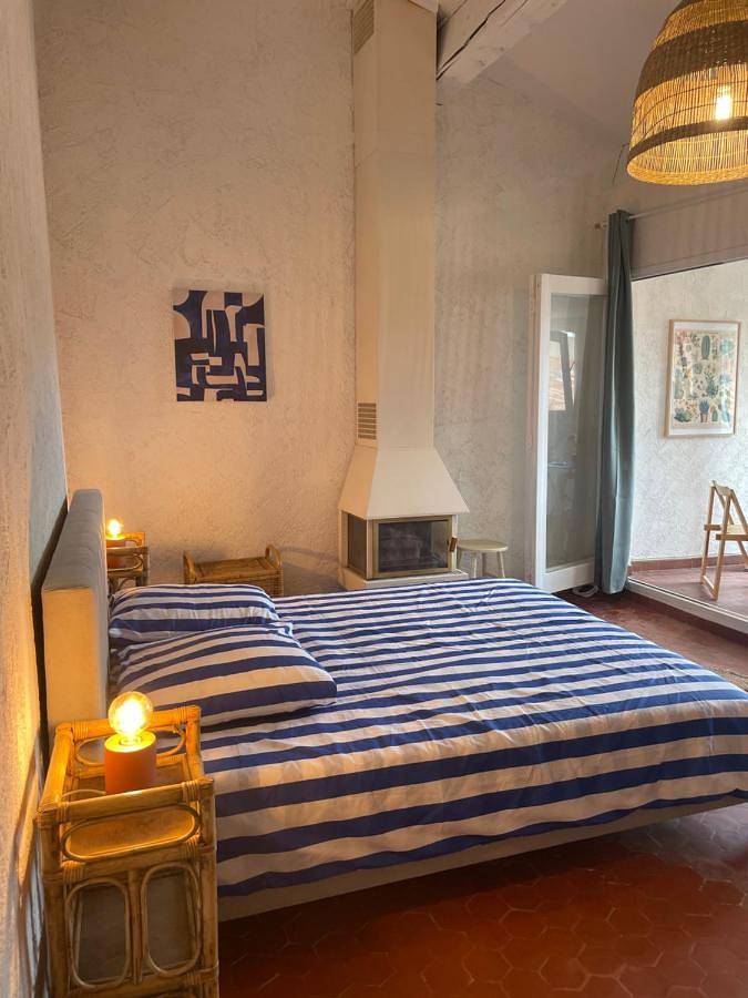 Gîte pour 4 personnes dans Office De Tourisme De Bormes Les Mimosas - Le Port - 2