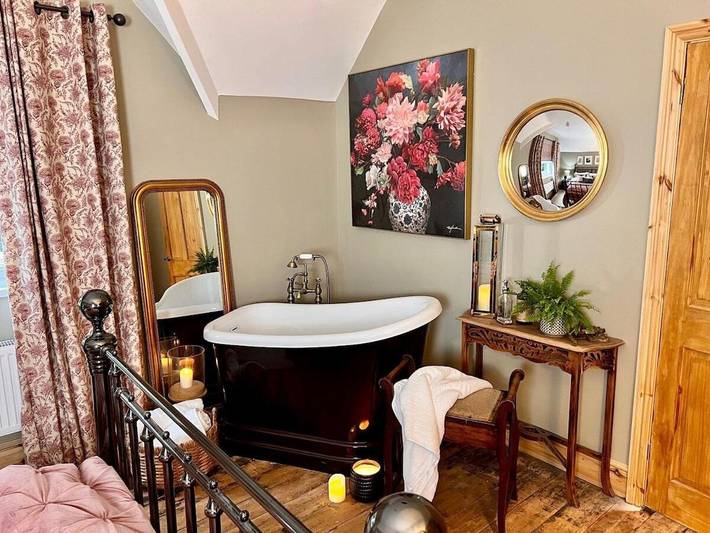 Location de vacances pour 7 personnes, avec vue et terrasse, animaux acceptés à Merthyr Tydfil - 3