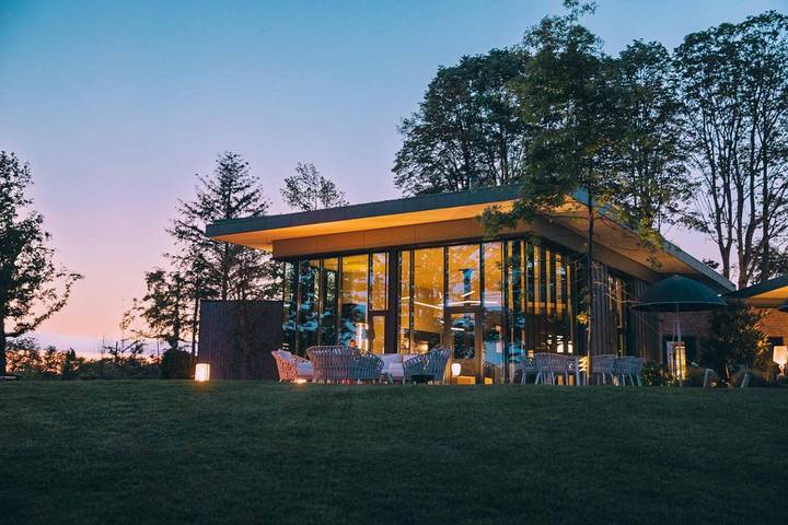 Maison d’hôte pour 2 personnes, avec vue ainsi que jardin et piscine, animaux acceptés dans l' Ain - 2