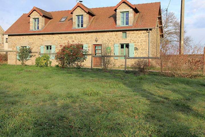 Gîte pour 6 personnes, avec jardin, animaux acceptés - 1