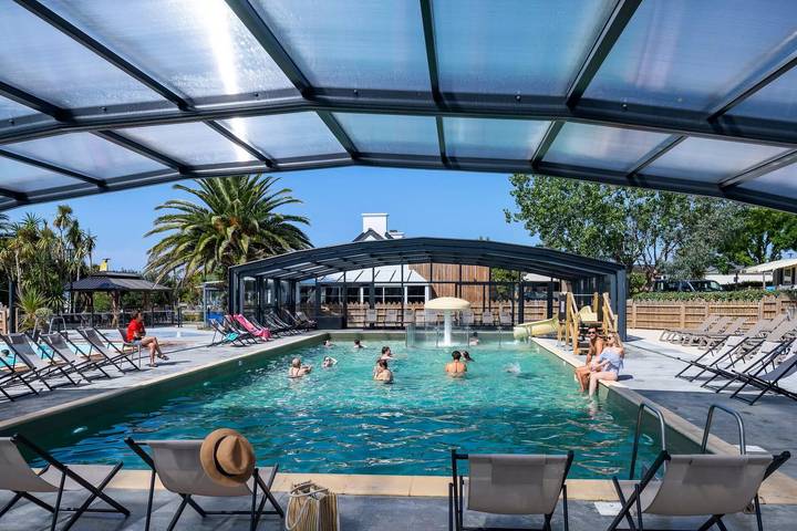 Camping für 6 Personen, mit Pool und Terrasse in Finistère - 4