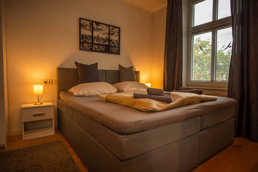 Ganze Wohnung, Modern apartment with a view of the salt works in Bad Rothenfelde, Metropolregion Bremen-Oldenburg