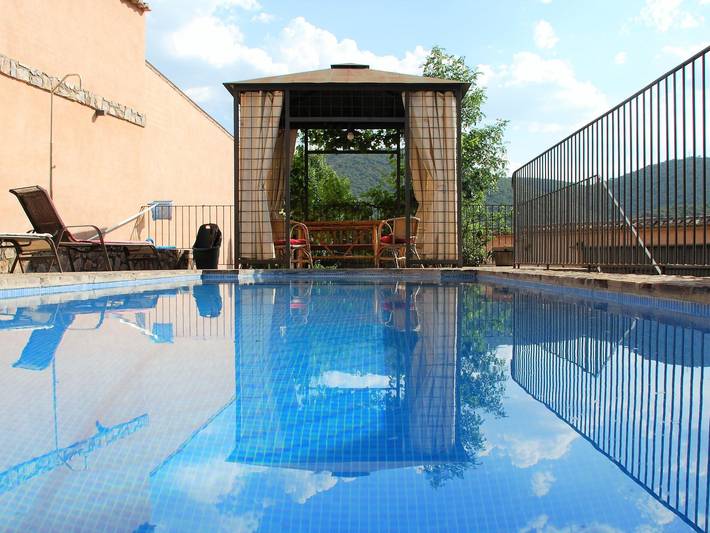 Casa de vacaciones para 8 personas, con balcón además de piscina y jardín en Castilla-La Mancha - 3