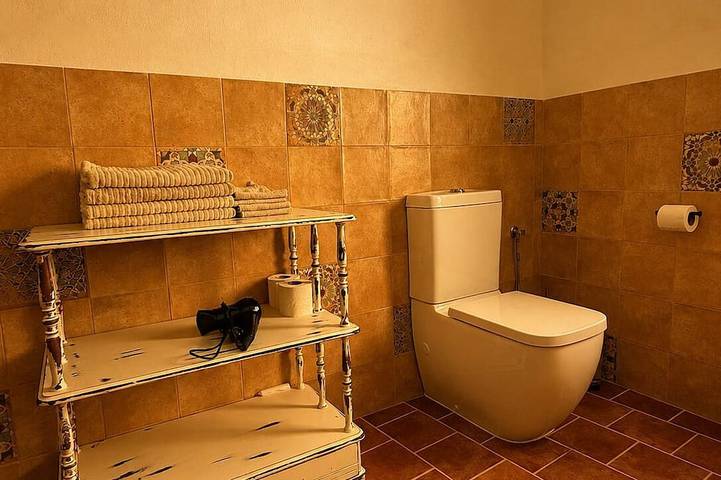 Encanto Guesthouse Room 3, Madreselva in Canillas de Aceituno, Málaga Province