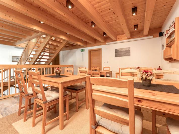Ferienhaus für 24 Personen, mit Balkon und Terrasse sowie Garten und Sauna in Niederthai - 3