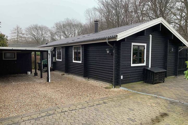 Ferienhaus für 4 Personen, mit Terrasse und Garten