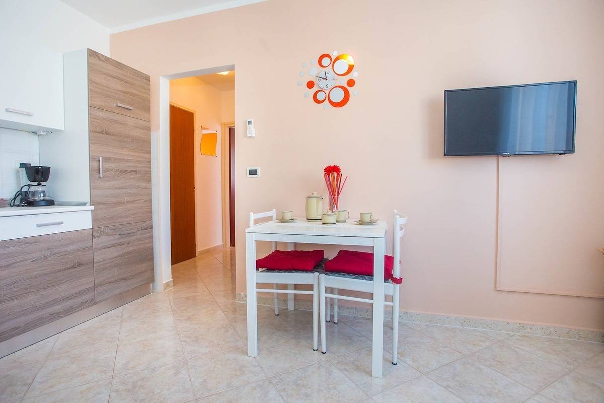 Ganze Wohnung, Beakovic Apartment mit privatem Garten in Vizinada, Zentralistrien