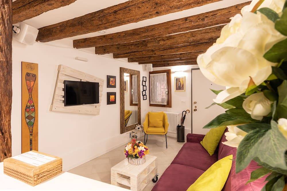 \"Ea casa de mì,\" the enchantment of living Venice. in Venice, Venice Province