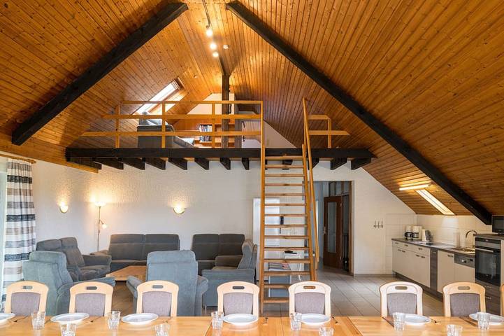 Ferienwohnung für 12 Personen, mit Sauna und Garten sowie Balkon - 1