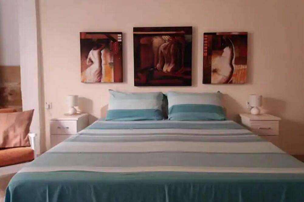 Heart of The Three Cities - \nyour budget stay! in Cospicua, Insel Malta