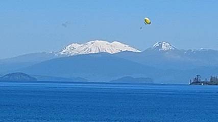 Chambre d’hôte pour 2 personnes, avec vue et jardin à Taupo