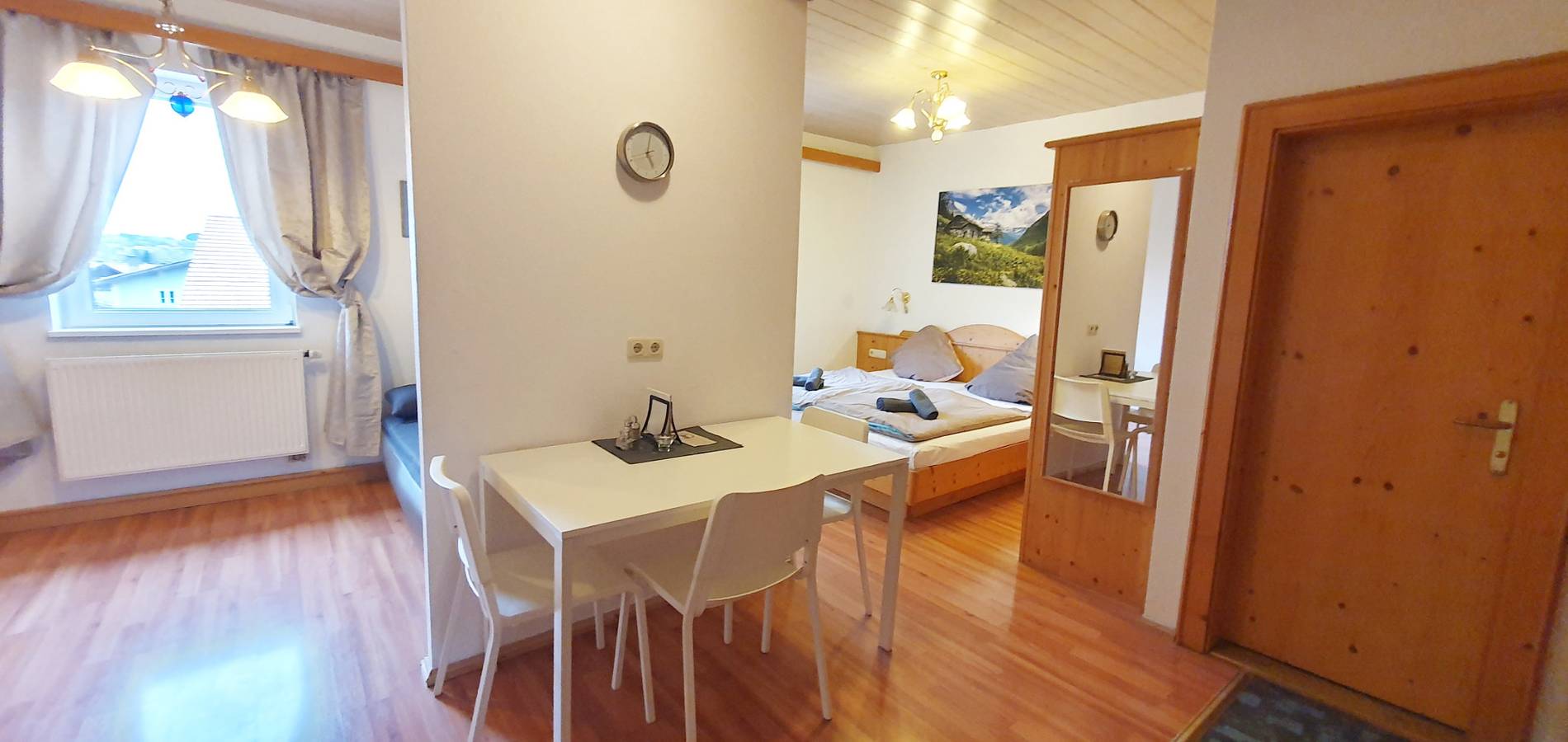 Ganze Ferienwohnung, Restaurant Athen & Appartements Bergen - Appartement 3, 30 qm für max. 4 Personen in Bergen (Chiemgau), Chiemsee