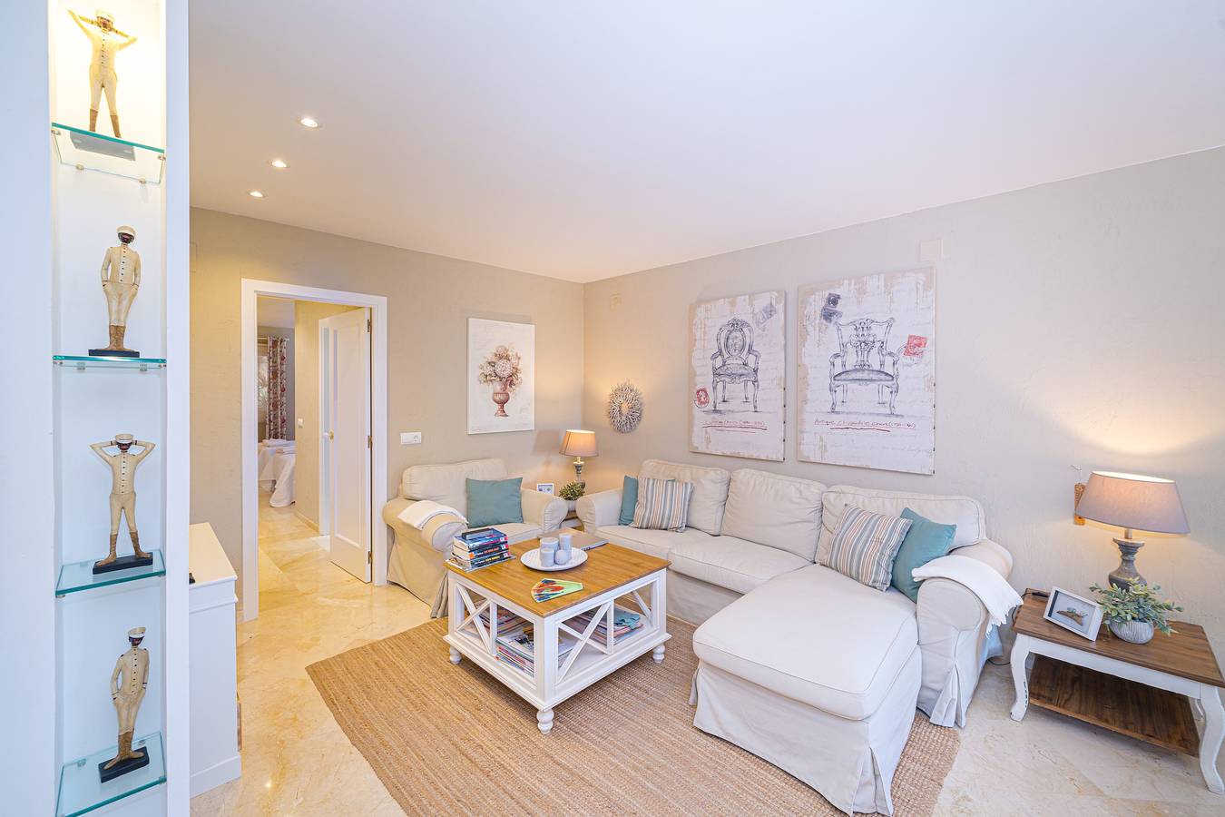 Appartement entier, Luxueux appartement à Altea, avec piscine, Wi-Fi, jardin et terrasse. in Altea La Vella, Altea