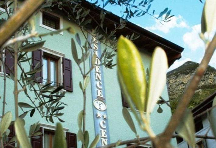 Apartmenthotel für 2 Personen, mit Terrasse und Garten sowie Ausblick in Dro