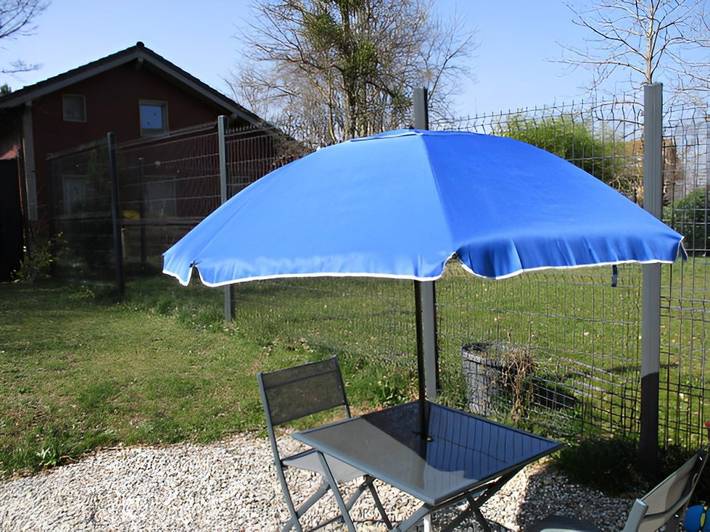Gîte pour 2 personnes, avec jardin et terrasse