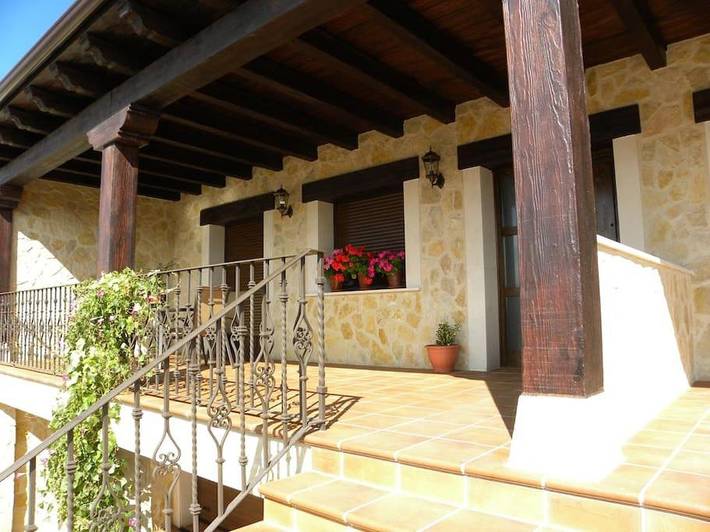 Casa de vacaciones para 13 personas, con Balcón y Jacuzzi además de Terraza y Jardín en Provincia de Segovia