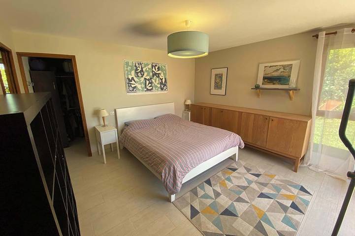Chalet para 6 personas, con jardín además de piscina y balcón, Se admiten mascotas - 1