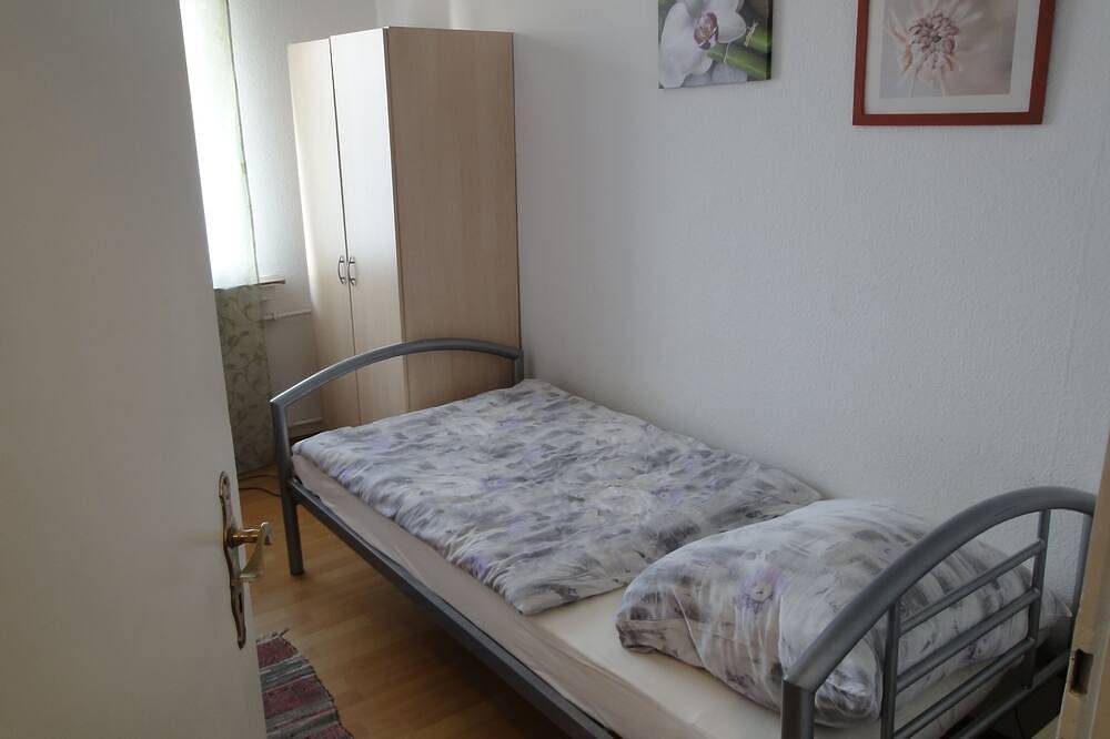 Appartement entier, Wanheimer Strasse - Fewo I in Duisbourg, Bas-Rhin