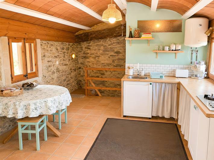 Ganze Wohnung, Les Golfes · Ländliches Loft mit Talblick in Susqueda, Girona Provinz