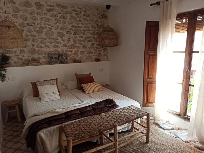 Casa rural para 14 personas, con Balcón y Terraza además de Jardín y Piscina en Vall de Gallinera - 2