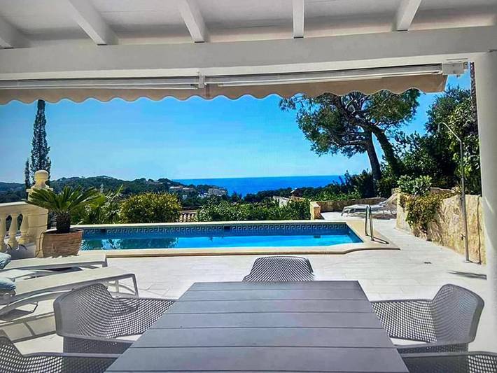 Chalet para 10 personas, con terraza y jacuzzi - 1