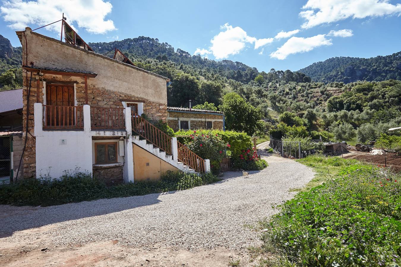 Maison de vacances 'El Soto' avec vue montagne, piscine privée et Wi-Fi in Beas de Segura, Parc naturel des sierras de Cazorla et Segura
