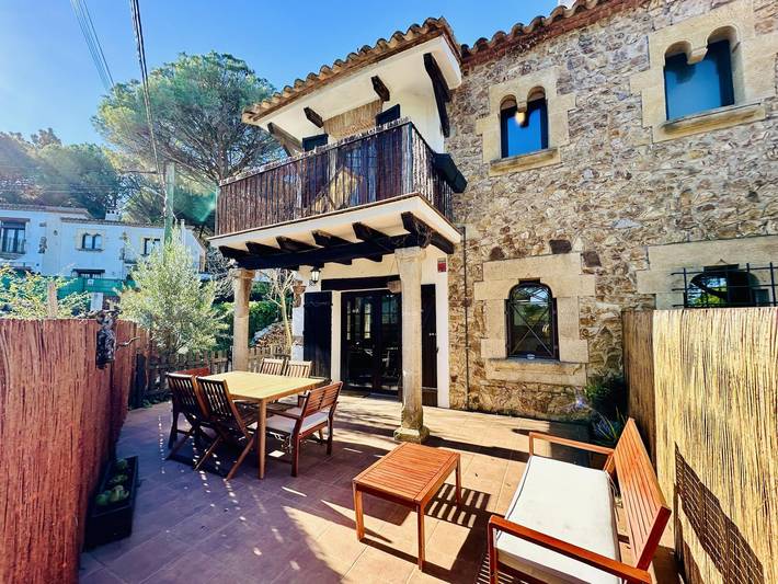 Casa rural para 6 personas, con jardín en Santa Cristina de Aro