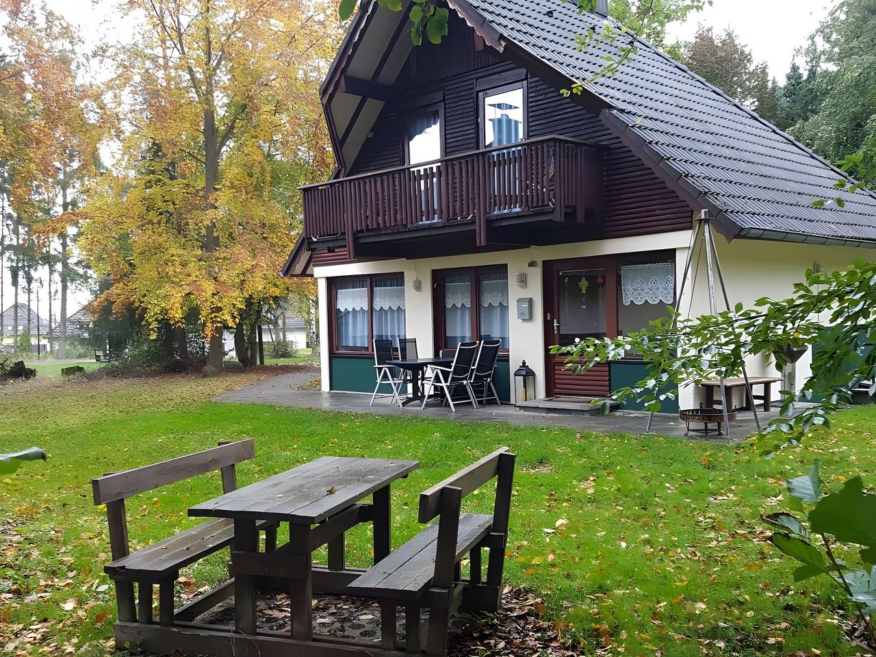 Casa vacanze 'Tindy al Silbersee' con terrazza privata, giardino e Wi-Fi in Silbersee, Frielendorf