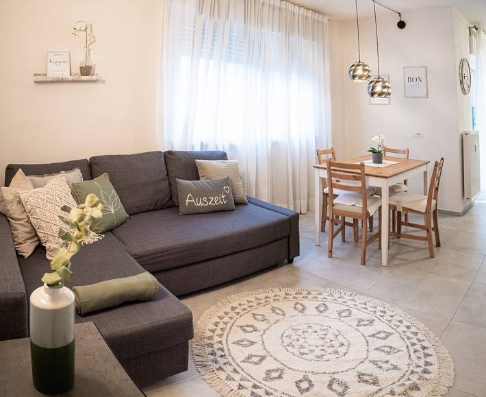 Ferienwohnung für 3 Personen, mit Balkon in Meran