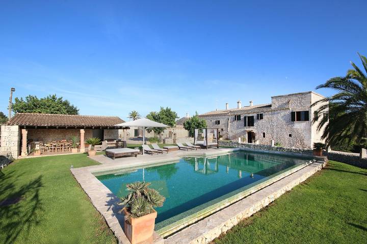 Finca für Gruppen für 12 Personen, mit Balkon und Garten, mit Haustier in Manacor - 4